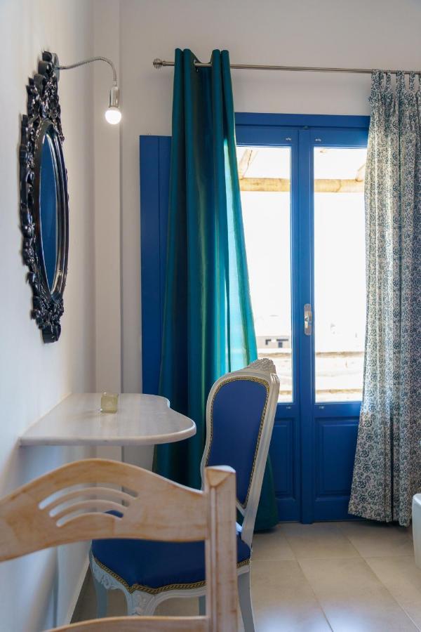 Marousi Suites Perissa  Exterior photo